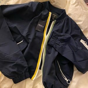 FOREVER 21 RETRO WINDBREAKER